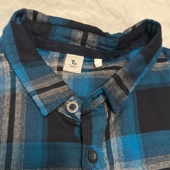 NWOT TU checked shirt! - Picture 2 of 4